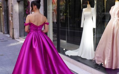 Vestidos para festeras y reinas: el color de la tradición